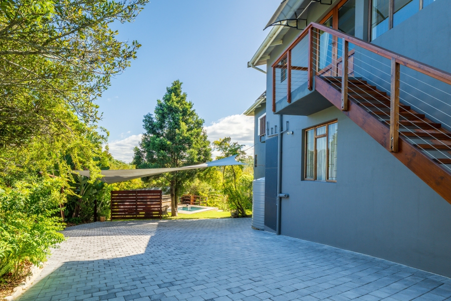 7 Bedroom Property for Sale in Hunters Home Western Cape